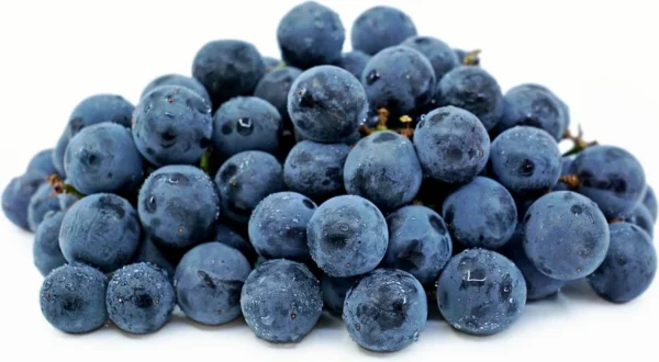 Fresh Concord type black Grape fruits- 3 lbs